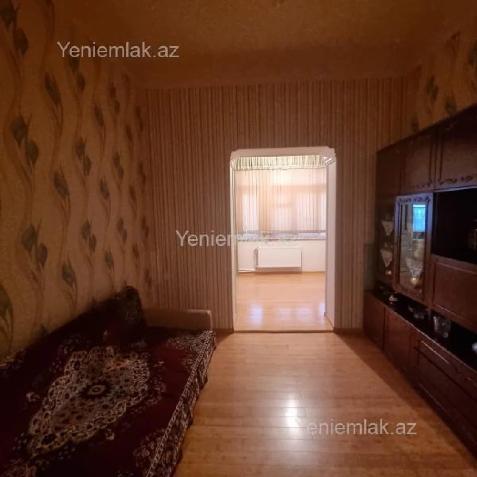 Satılır 3 otaqlı köhnə tikili 75 m²