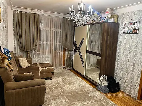 Satılır 2 otaqlı köhnə tikili 50 m²