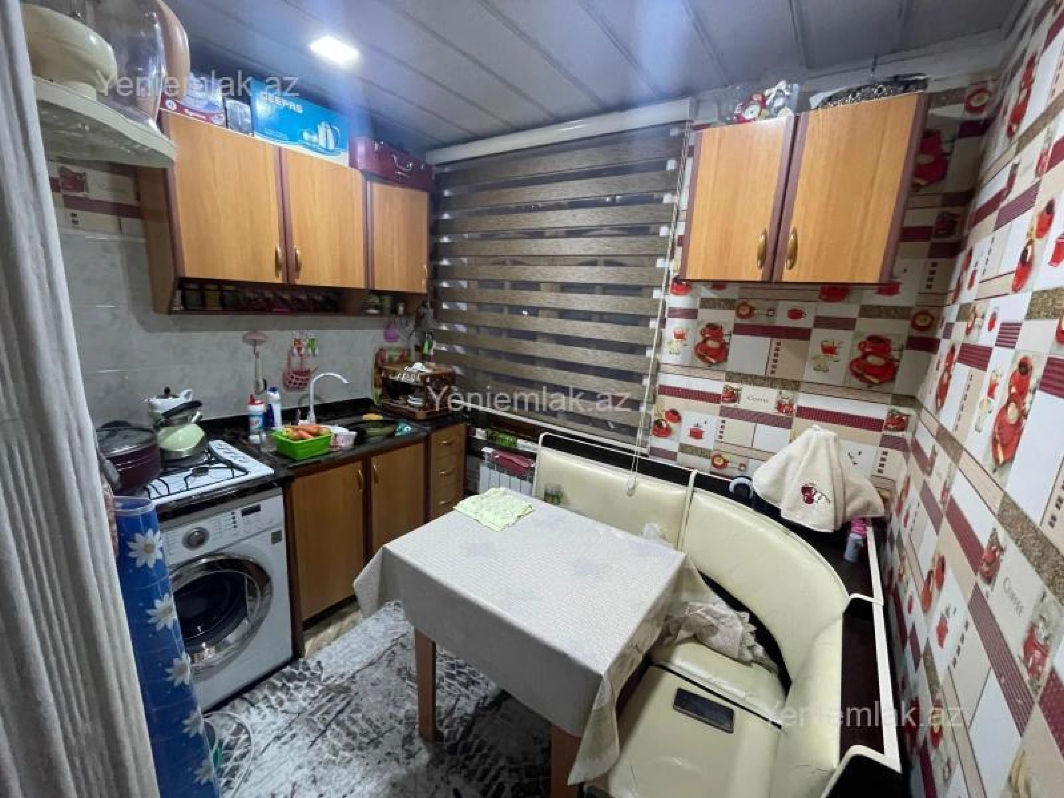 Satılır 2 otaqlı köhnə tikili 50 m²