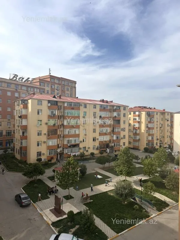 Satılır 2 otaqlı yeni tikili 83 m²