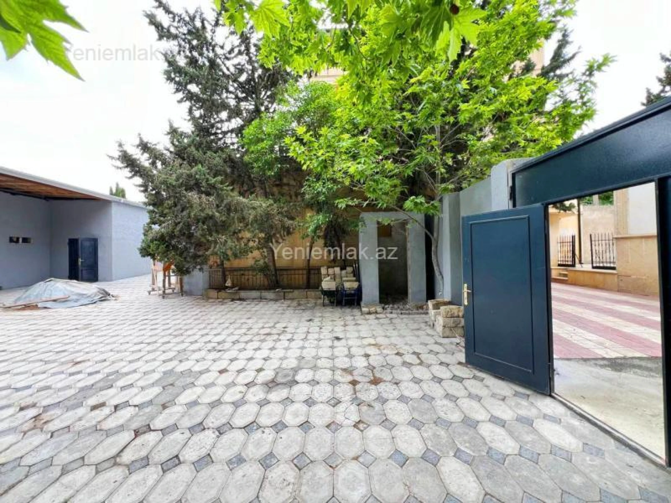 Satılır 6 otaqlı obyekt 450 m²