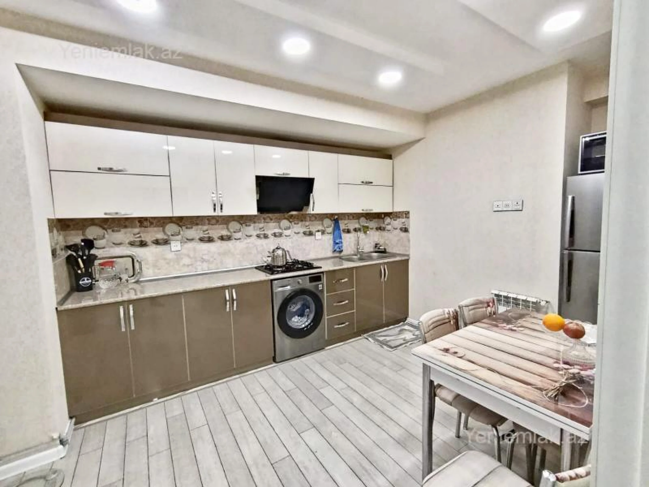 Satılır 2 otaqlı yeni tikili 90 m²