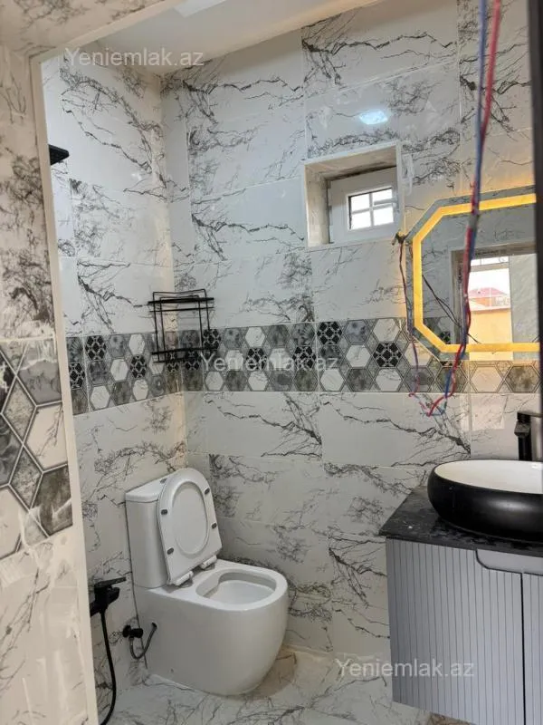 Satılır 5 otaqlı həyət evi 170 m²