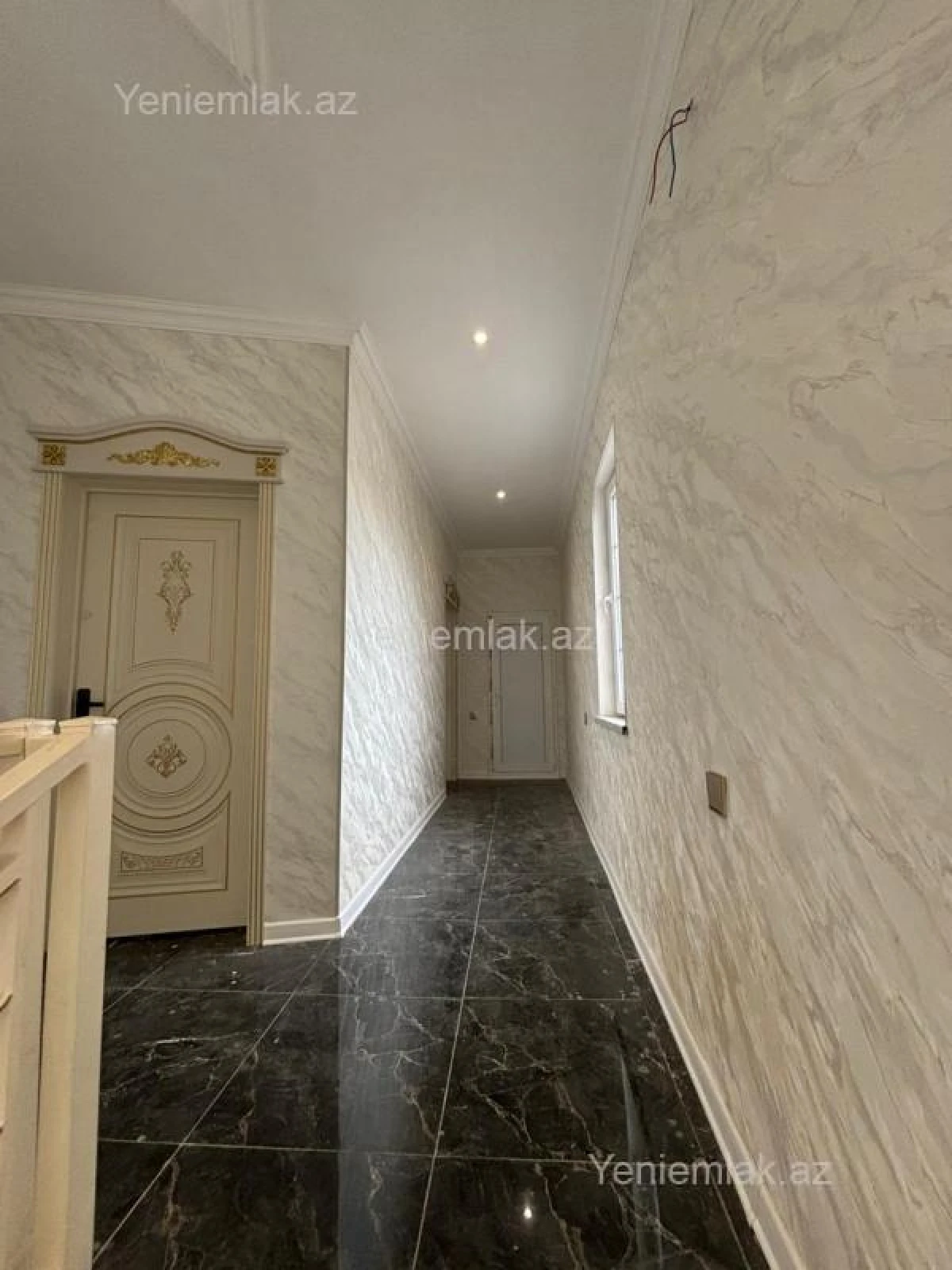 Satılır 5 otaqlı həyət evi 170 m²