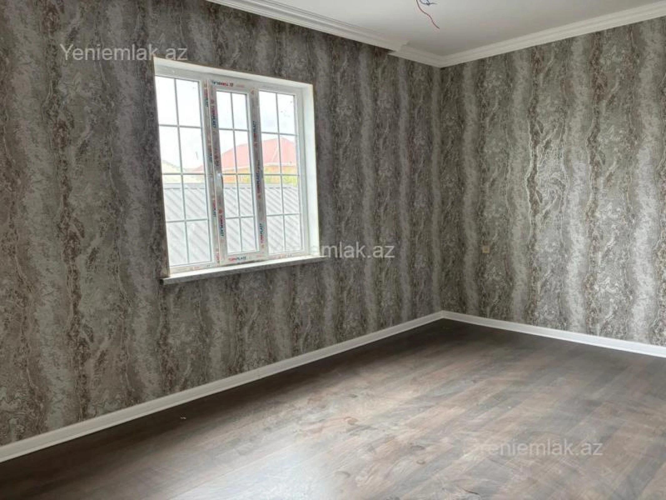 Satılır 5 otaqlı həyət evi 170 m²