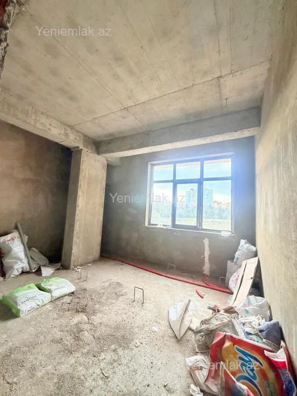 Satılır 3 otaqlı yeni tikili 130 m²