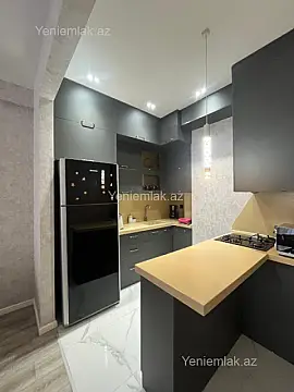 Satılır 3 otaqlı yeni tikili 70 m²