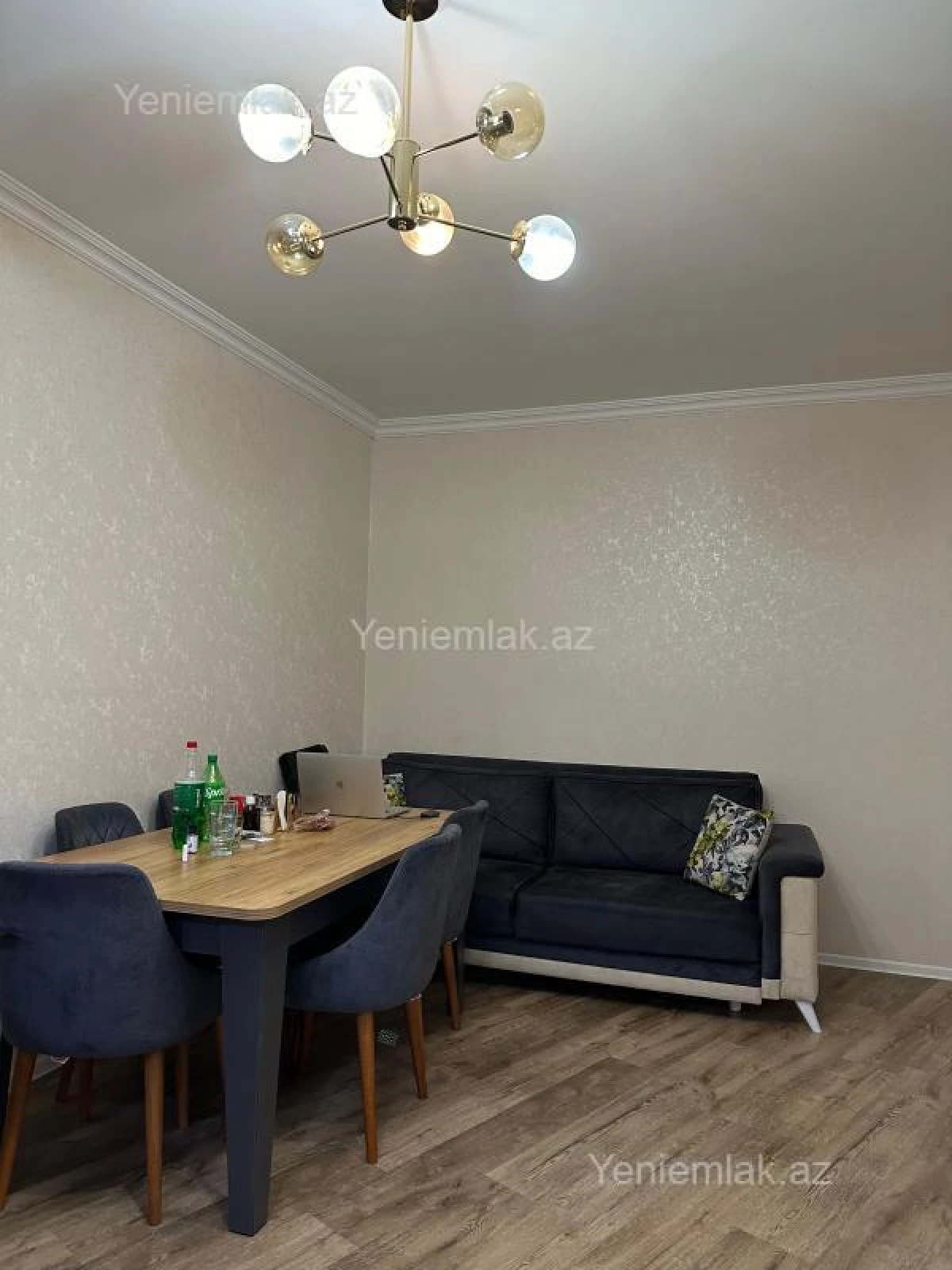 Satılır 2 otaqlı köhnə tikili 38 m²