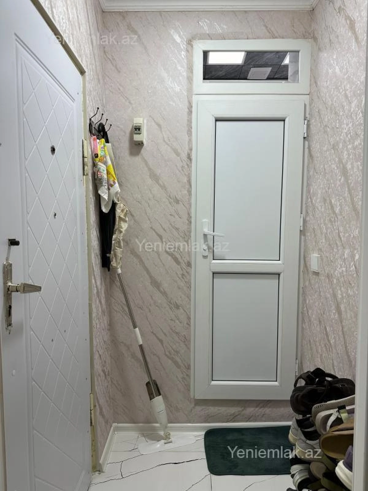 Satılır 2 otaqlı köhnə tikili 38 m²