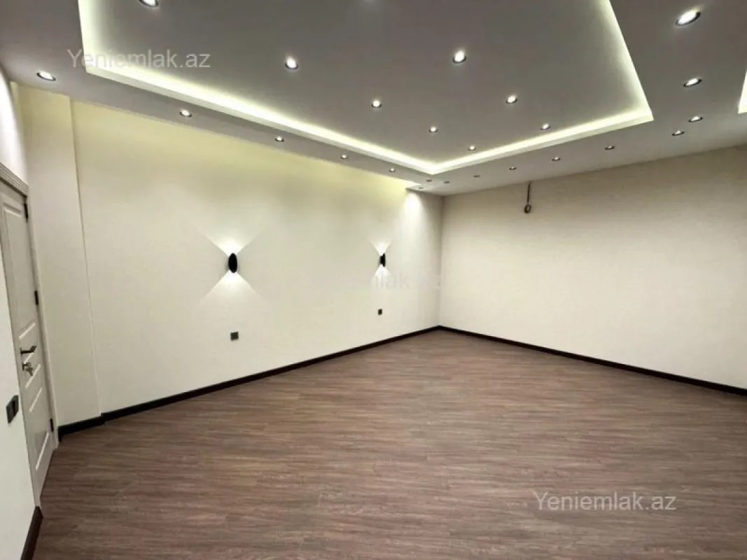 Satılır 3 otaqlı yeni tikili 140 m²