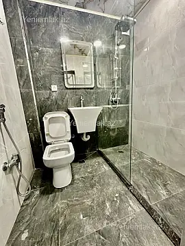 Satılır 2 otaqlı köhnə tikili 48 m²