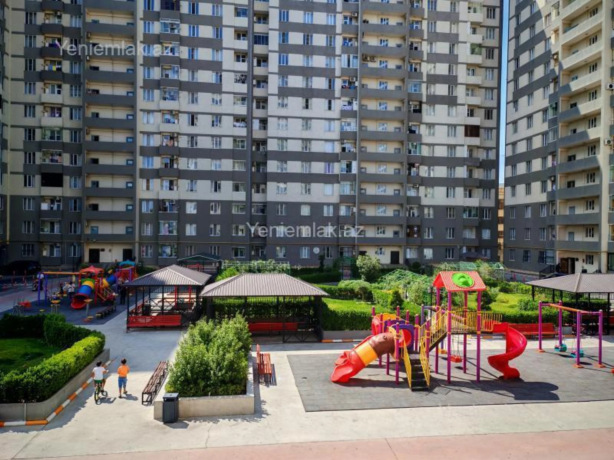 Satılır 2 otaqlı yeni tikili 70 m²