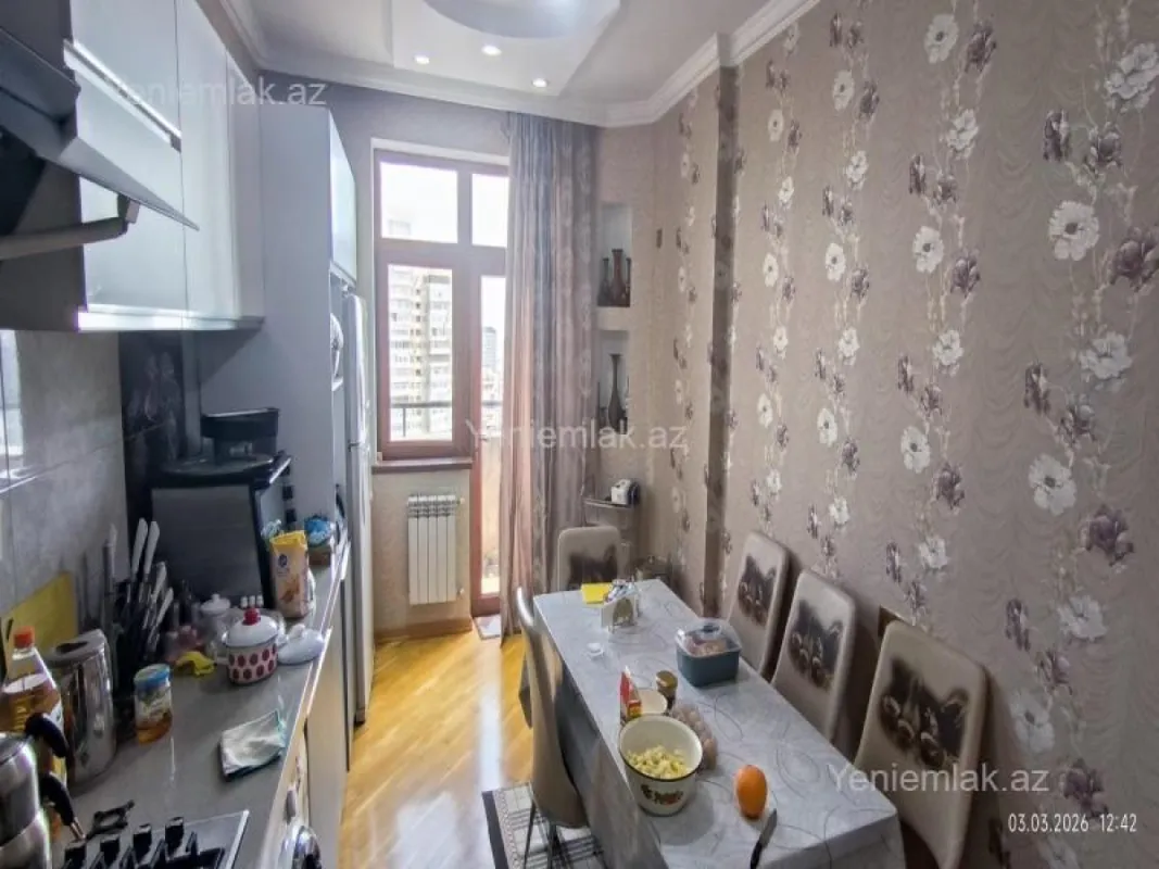 Satılır 2 otaqlı yeni tikili 105 m²
