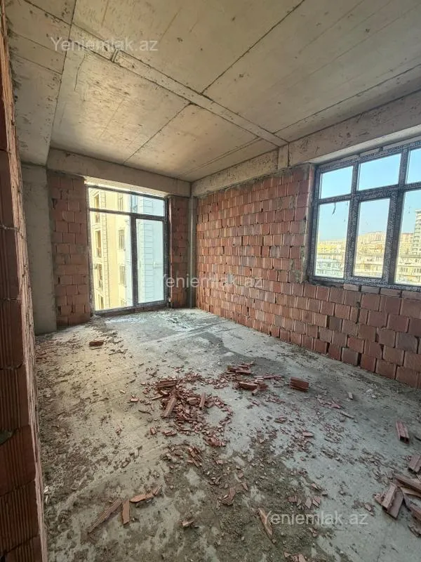 Satılır 2 otaqlı yeni tikili 67 m²