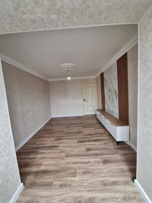 Satılır 2 otaqlı köhnə tikili 50 m²