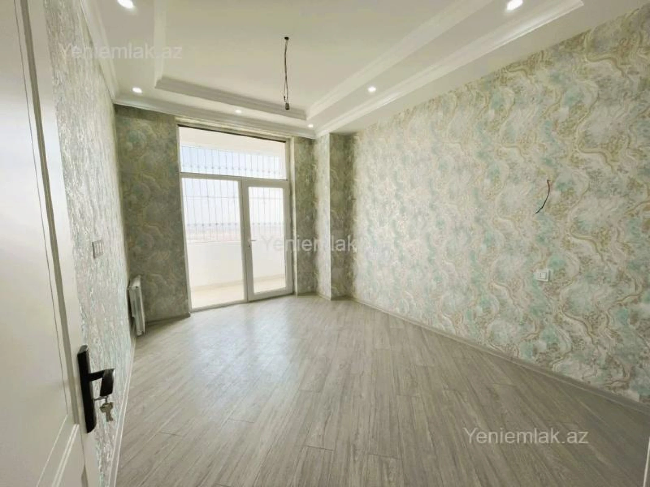 Satılır 3 otaqlı yeni tikili 85 m²