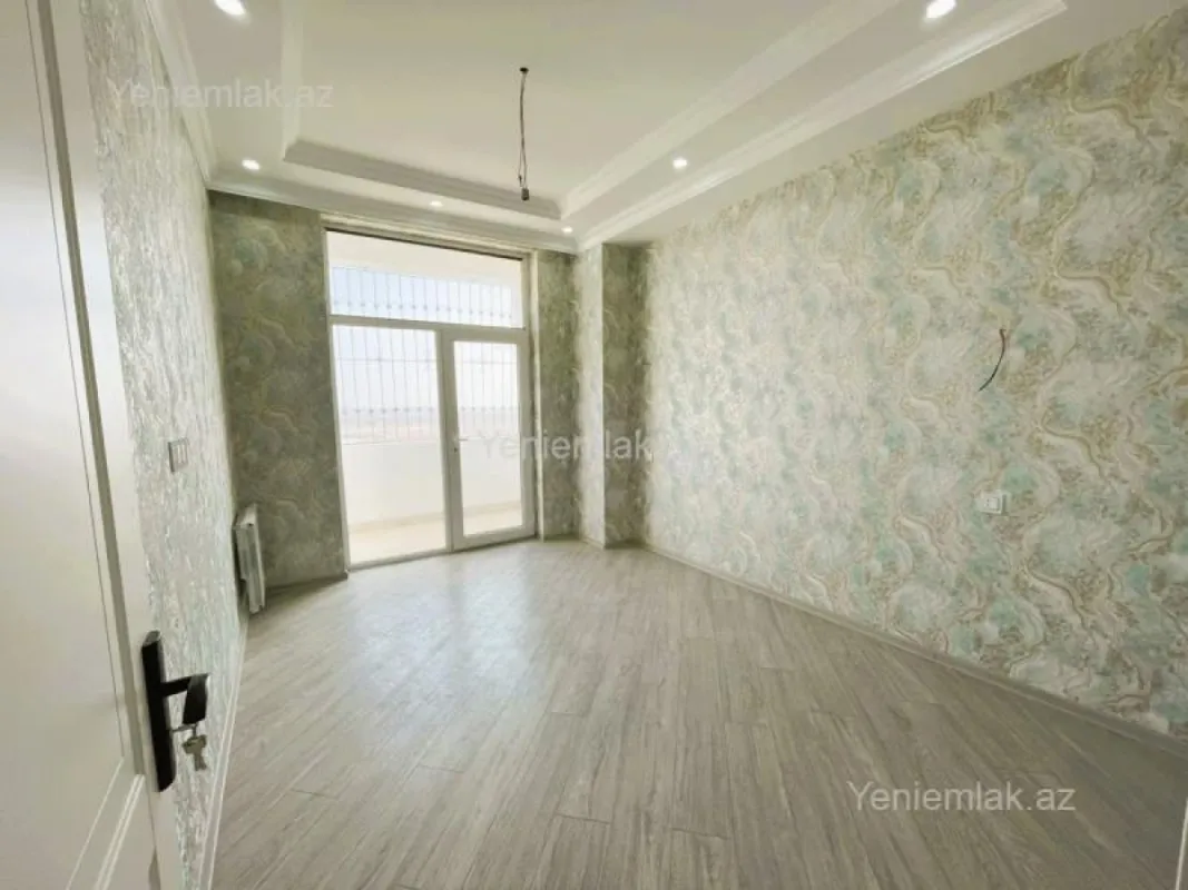 Satılır 3 otaqlı yeni tikili 85 m²