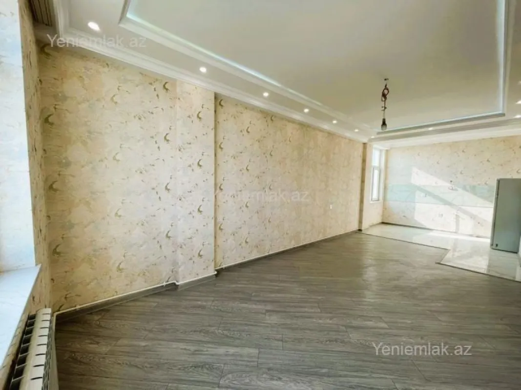 Satılır 3 otaqlı yeni tikili 85 m²