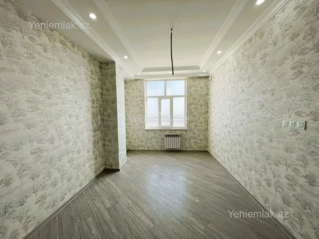 Satılır 3 otaqlı yeni tikili 85 m²
