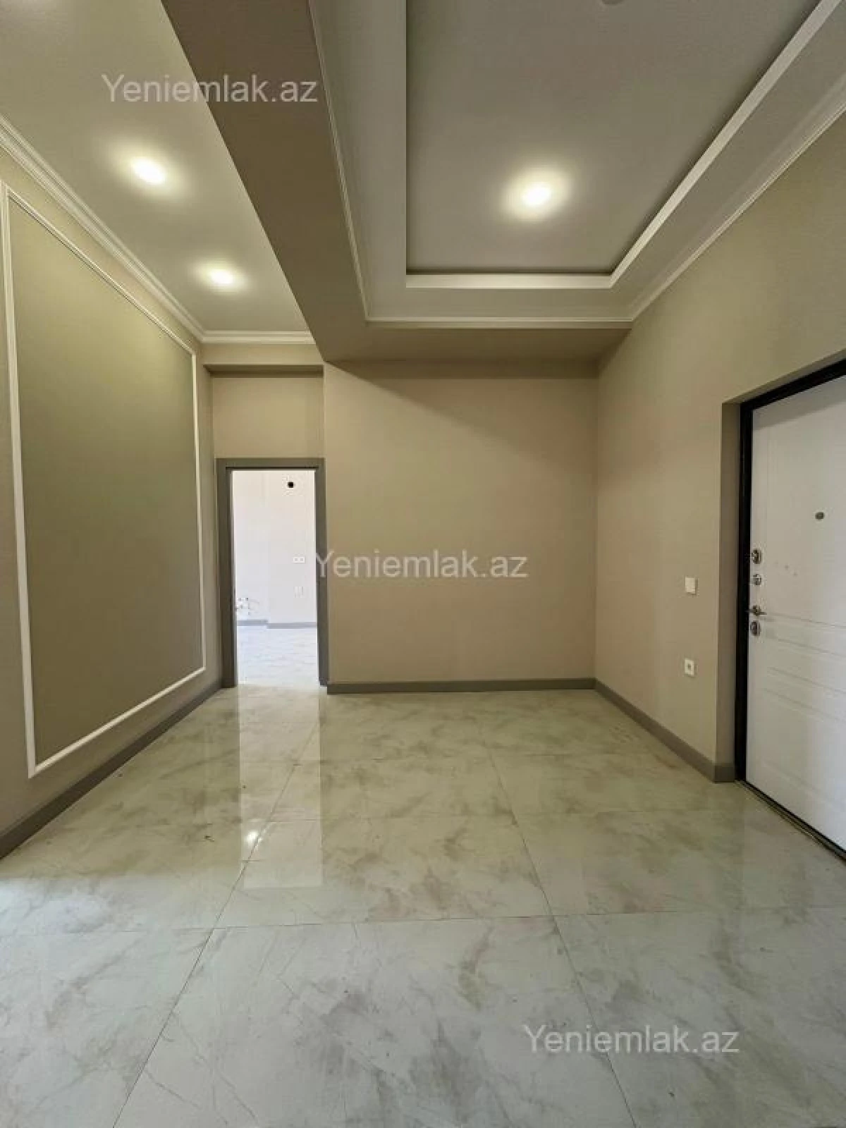 Satılır 2 otaqlı yeni tikili 82.5 m²
