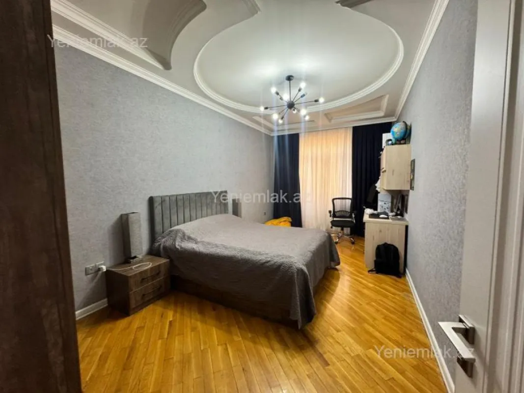 Satılır 4 otaqlı yeni tikili 152 m²