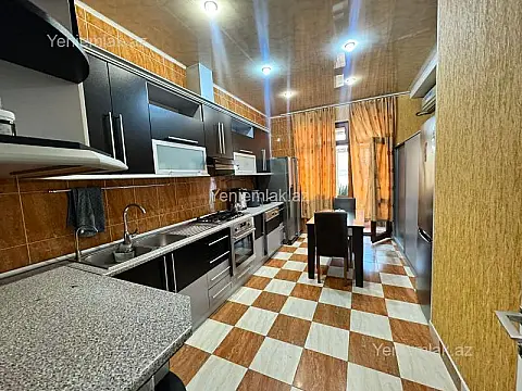 Satılır 4 otaqlı yeni tikili 152 m²