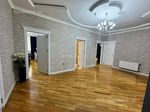 Satılır 4 otaqlı yeni tikili 152 m² — Bakı, Nizami 4 otaq 152.00 m²