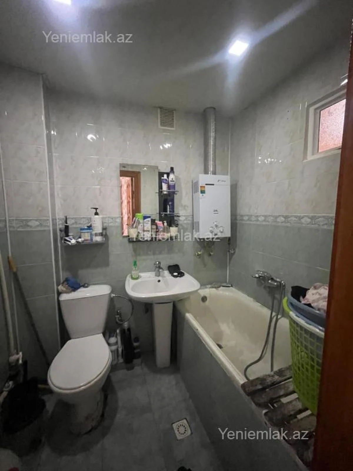 Satılır 2 otaqlı köhnə tikili 44 m²