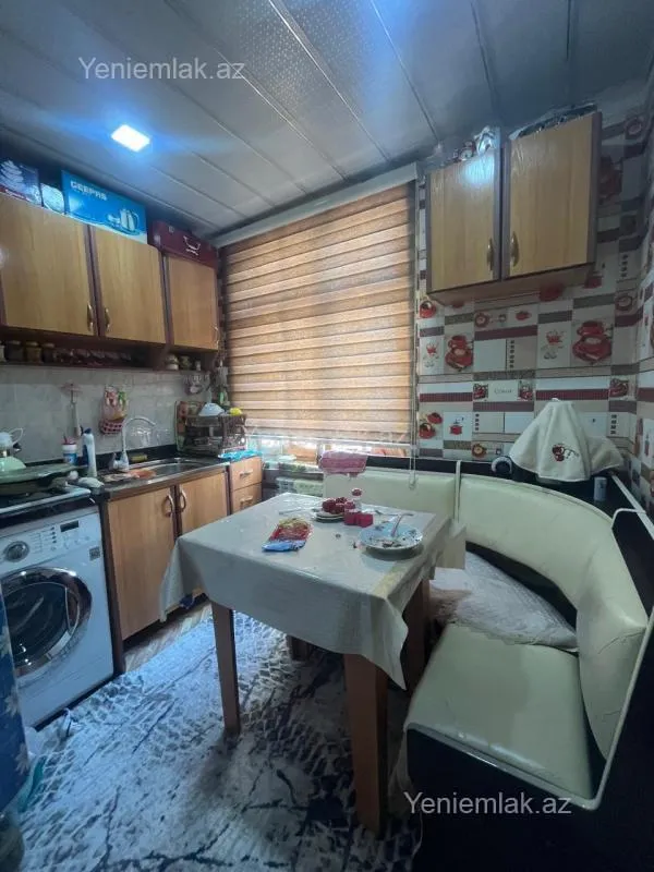 Satılır 2 otaqlı köhnə tikili 44 m²