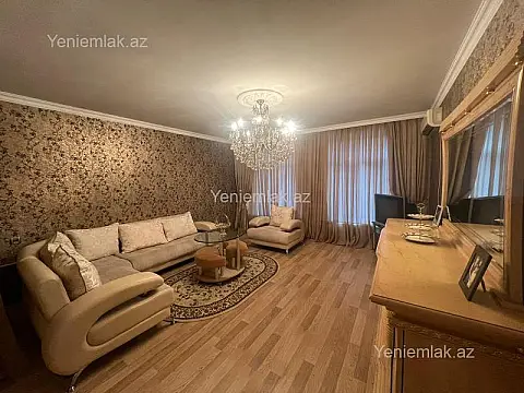 Satılır 6 otaqlı köhnə tikili 150 m²