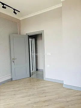 Satılır 3 otaqlı yeni tikili 82.5 m²