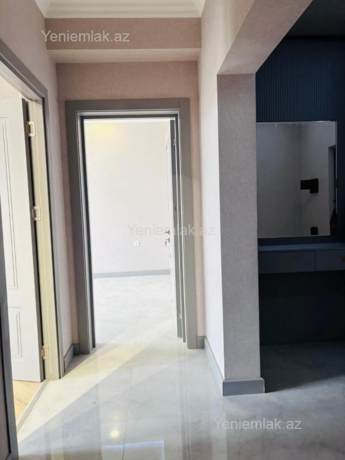 Satılır 3 otaqlı yeni tikili 82.5 m²