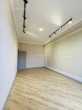 Satılır 2 otaqlı yeni tikili 82.5 m²