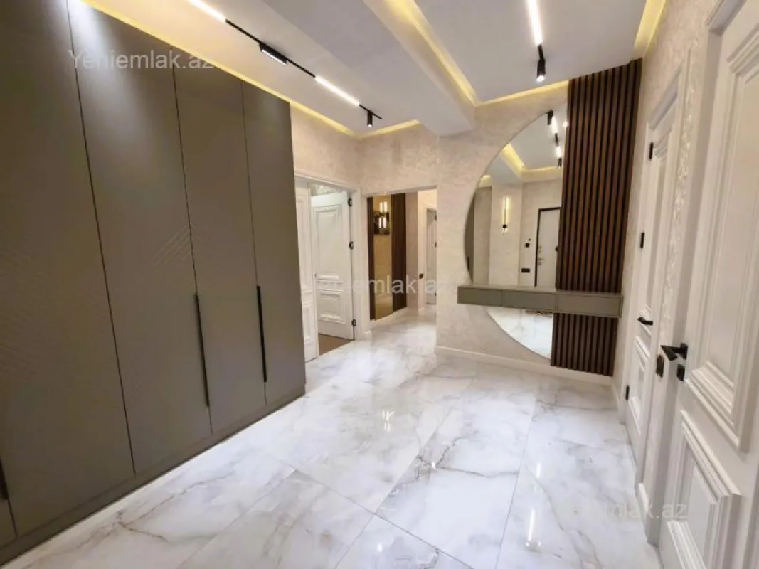 Satılır 3 otaqlı yeni tikili 114 m²