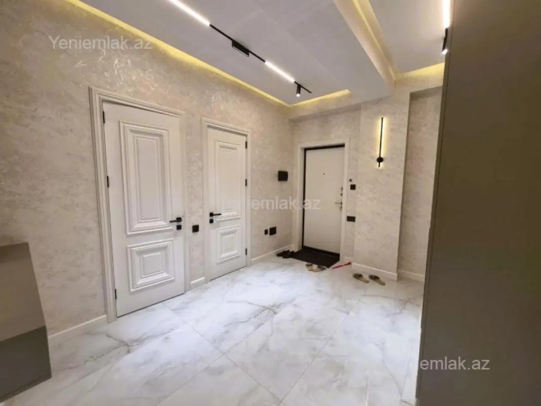 Satılır 3 otaqlı yeni tikili 114 m²