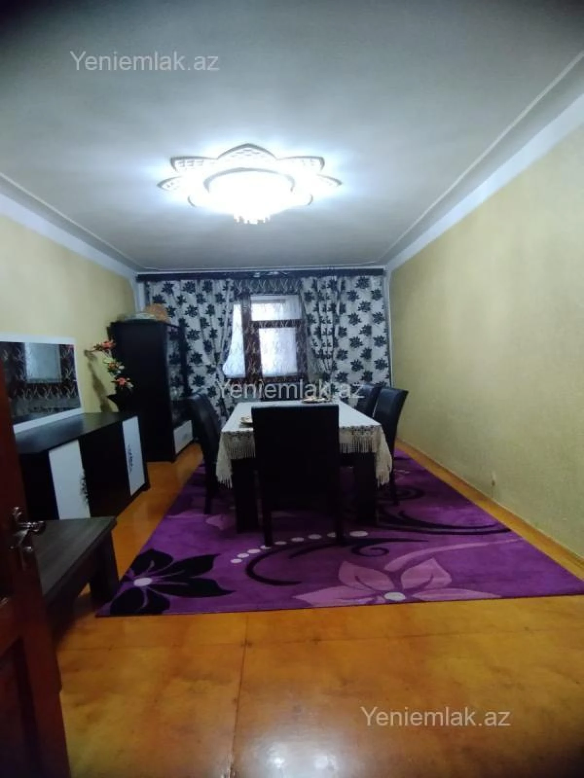 Satılır 4 otaqlı köhnə tikili 85 m²