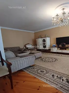 Satılır 6 otaqlı həyət evi 240 m²