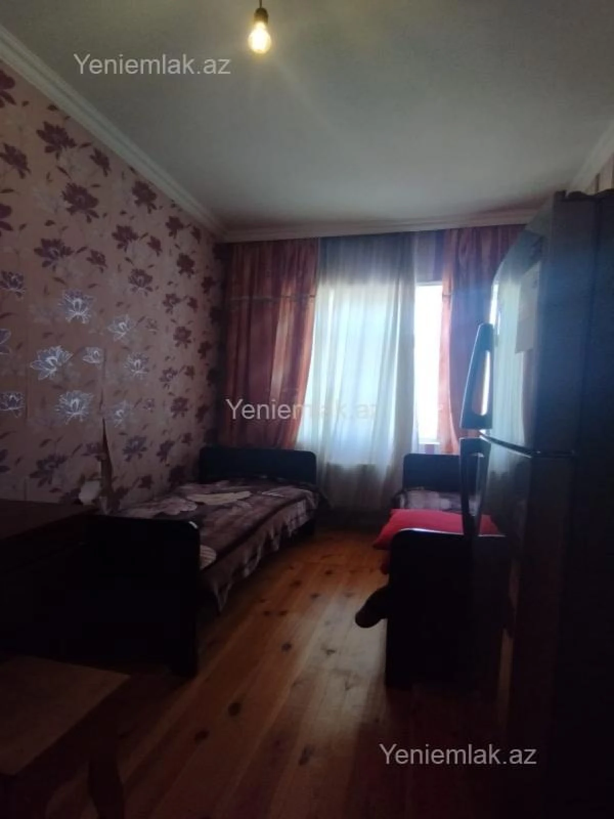 Satılır 6 otaqlı həyət evi 240 m²