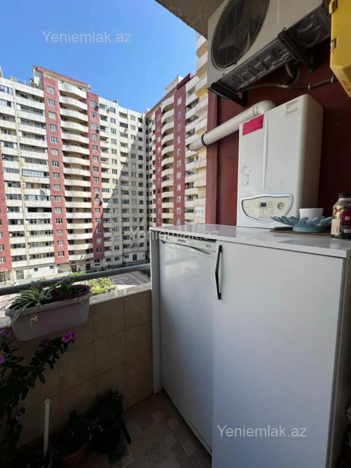 Satılır 3 otaqlı yeni tikili 110 m²