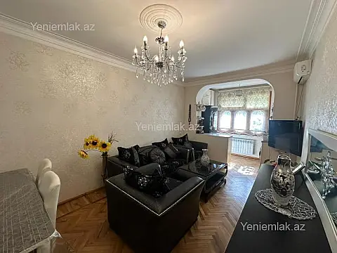 Satılır 3 otaqlı köhnə tikili 70 m² — Bakı, Nizami 3 otaq 70.00 m²
