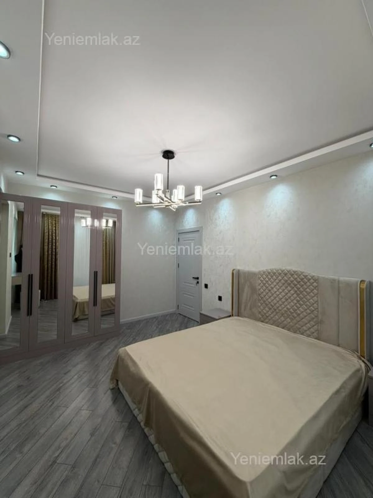 Satılır 3 otaqlı yeni tikili 80 m²