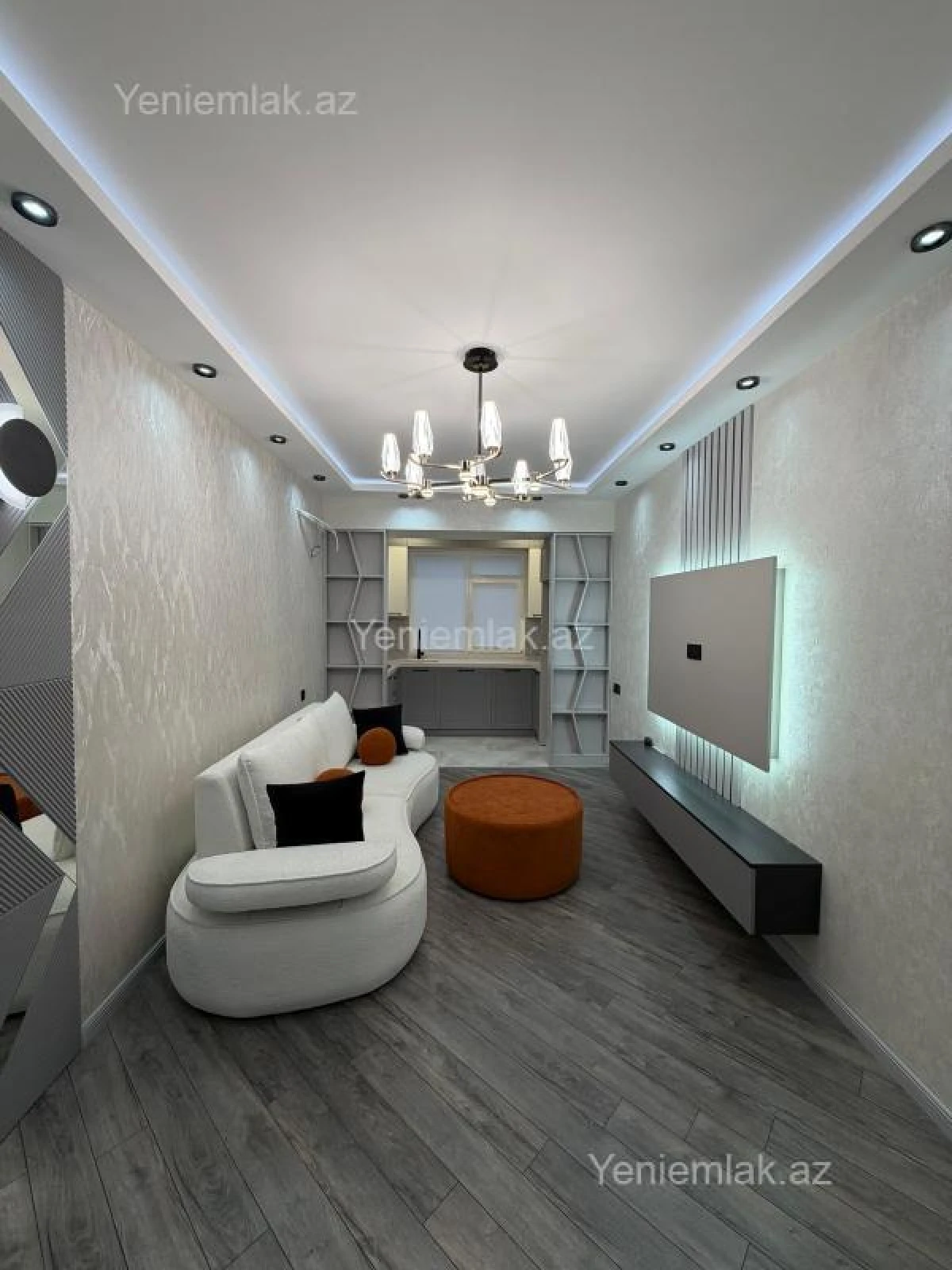 Satılır 3 otaqlı yeni tikili 80 m²