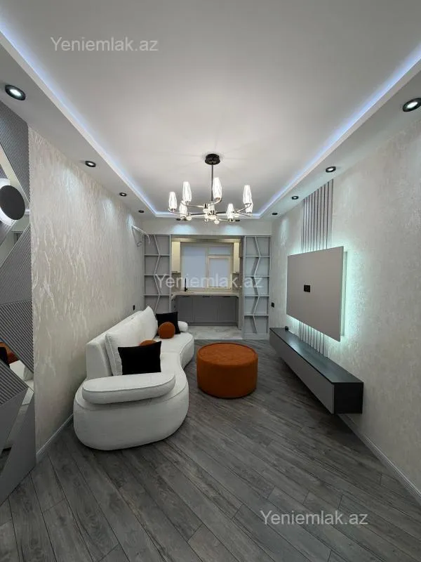 Satılır 3 otaqlı yeni tikili 80 m²