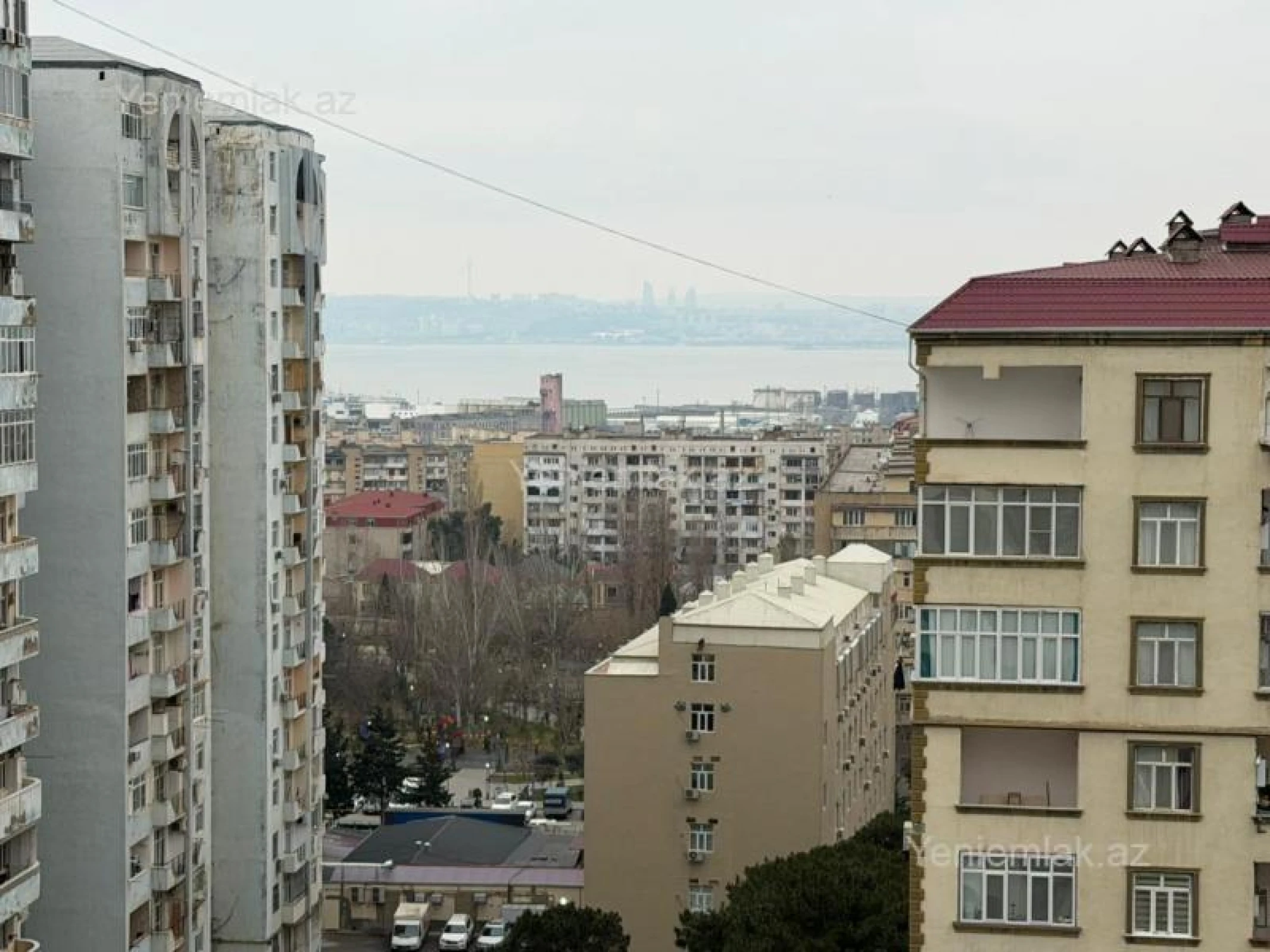 Satılır 3 otaqlı yeni tikili 80 m²