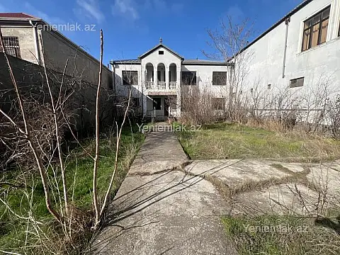 Satılır 7 otaqlı həyət evi 612 m²