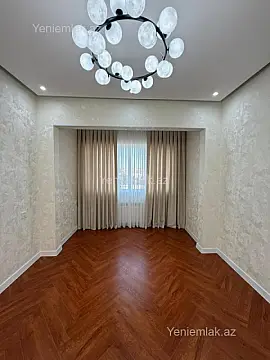 Satılır 5 otaqlı köhnə tikili 120 m²