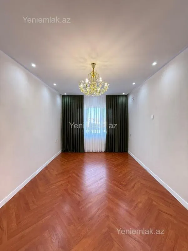 Satılır 5 otaqlı köhnə tikili 120 m²