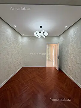 Satılır 5 otaqlı köhnə tikili 120 m²