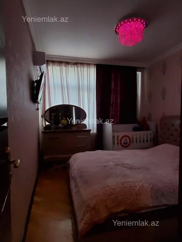 Satılır 2 otaqlı yeni tikili 55 m²