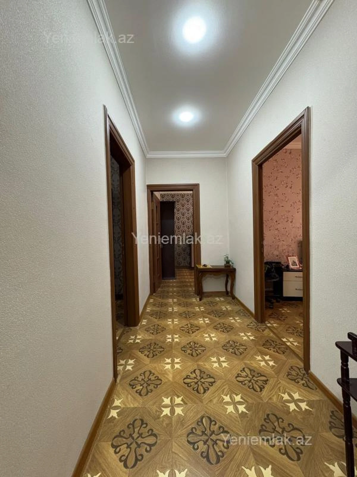 Satılır 5 otaqlı köhnə tikili 110 m²